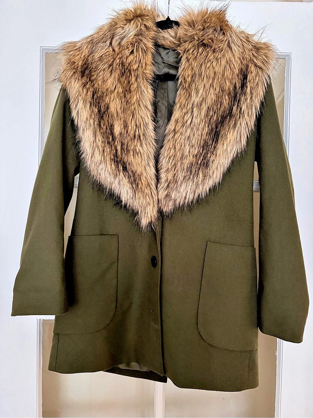 Capulet Jude Coat Olive Green & Brown Size Small